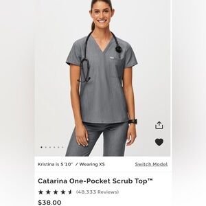 Catarina one-pocket scrub top in graphite